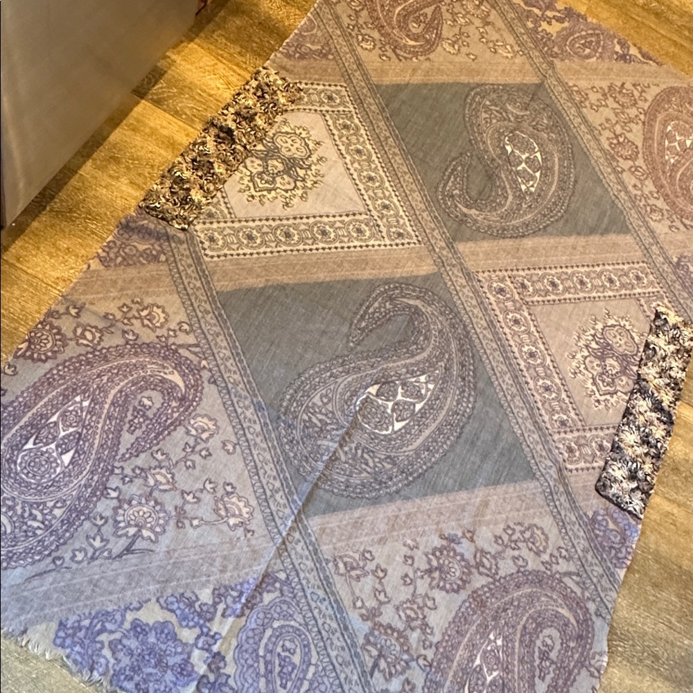 Paisley & Floral Gray Blue Purple Oversized Wool Wrap Scarf w/Faux Fur Accents - Picture 13 of 14